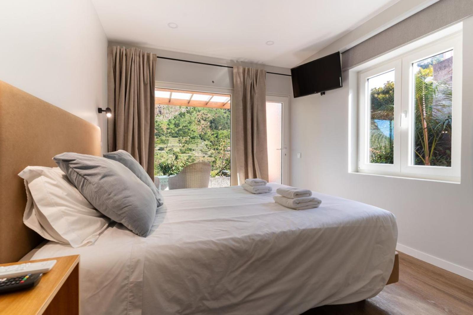 Madeira Surf Lodge São Vicente 外观 照片