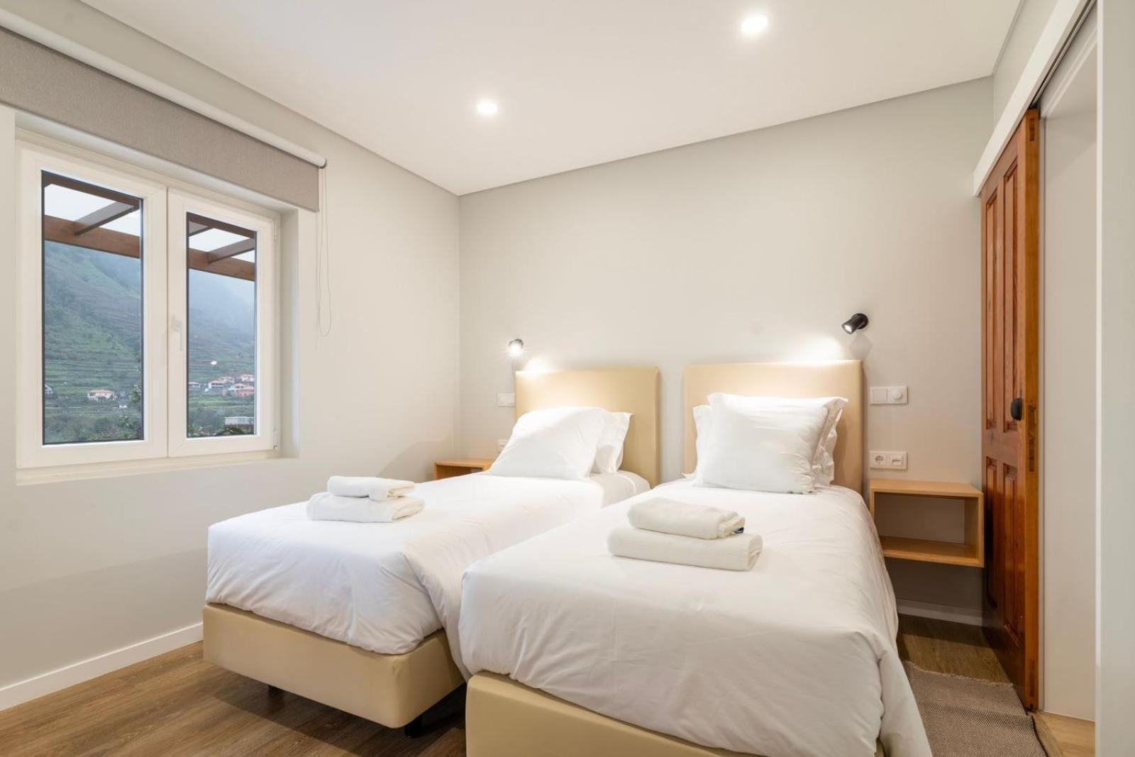 Madeira Surf Lodge São Vicente 外观 照片