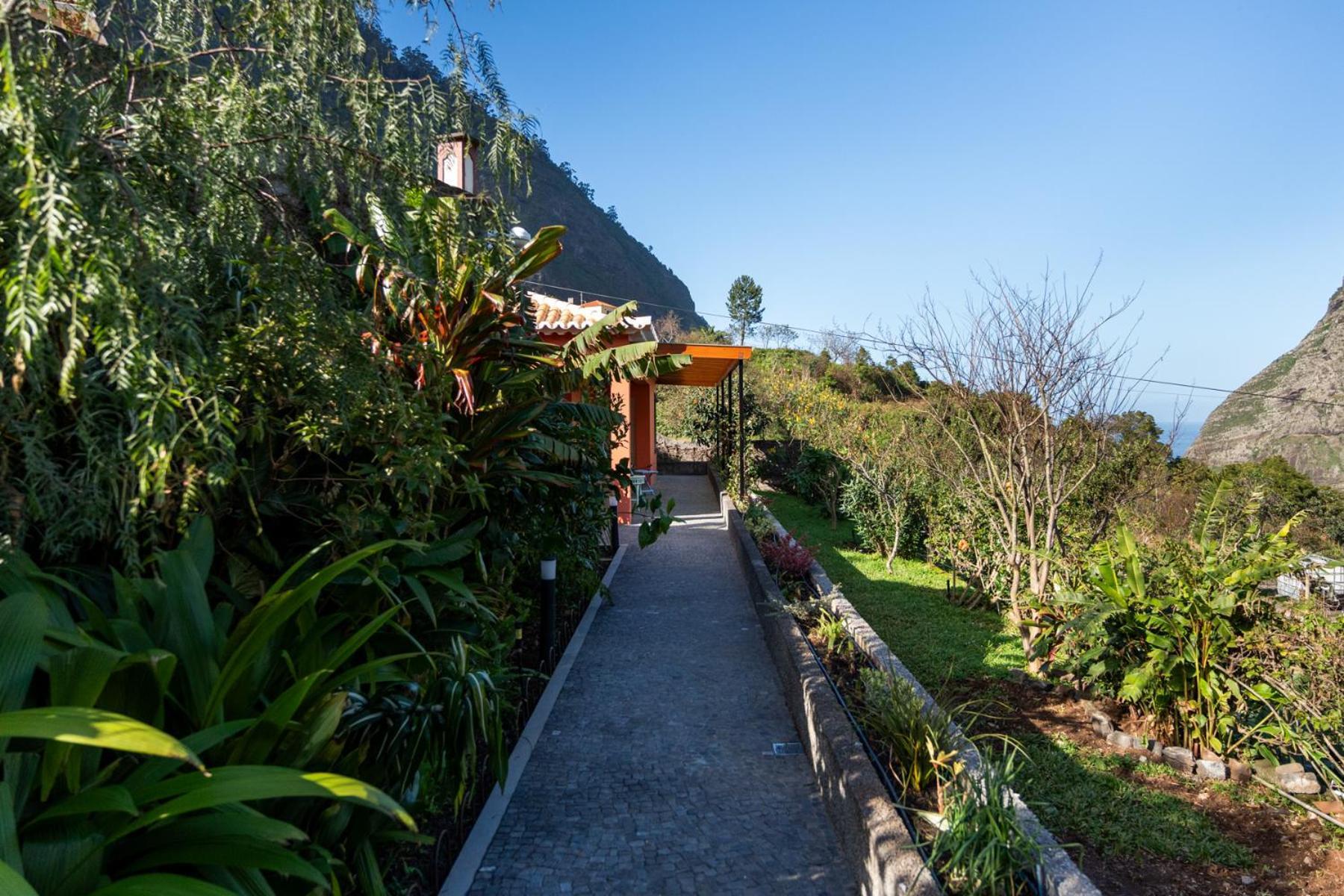 Madeira Surf Lodge São Vicente 外观 照片